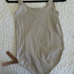 SKIMS Essentials Bodysuit Stone